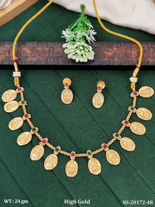 Lakshmi Necklace Set with Earrings with Stone Work in Ruby Green, photo 3 of 4