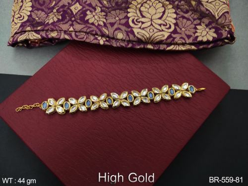 Classic Party Wear Kundan Bracelet for Women in Grey, photo 6 of 8