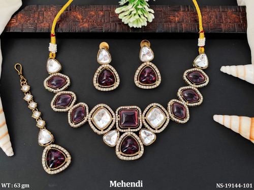 Party Wear Mehendi Finish Necklace Set for Women