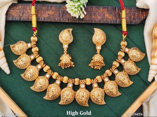 Traditional Necklace Set for Women in White, photo 3 of 6