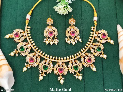 Stone-Studded Heart Necklace Set in Matte Finish in Ruby Green, photo 2 of 4