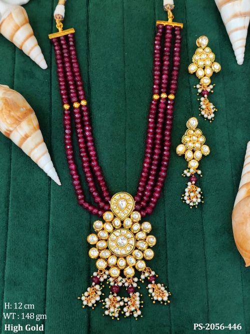 Reverse Paan Shape Designer Pendant Set