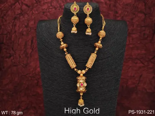 Brick Shape Online Designer Pendant Set