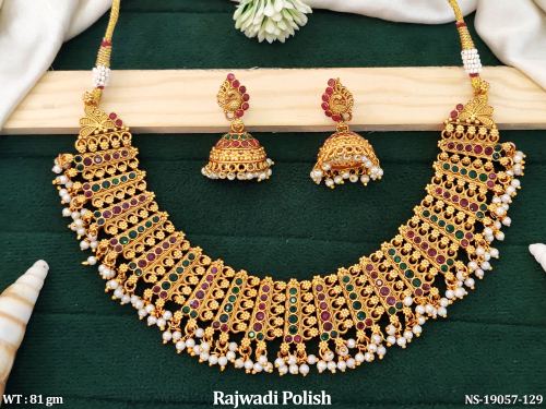 Pearl Traditional Necklace Set for Women in Ruby Green, photo 3 of 4