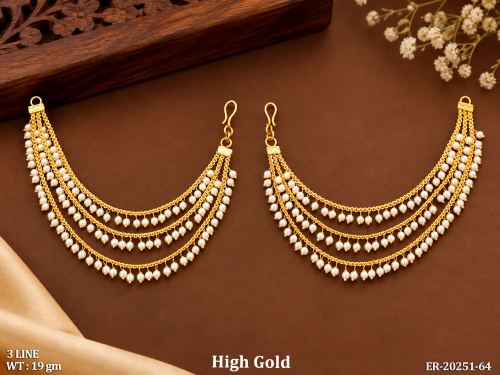 Royal Earrings with Pearls