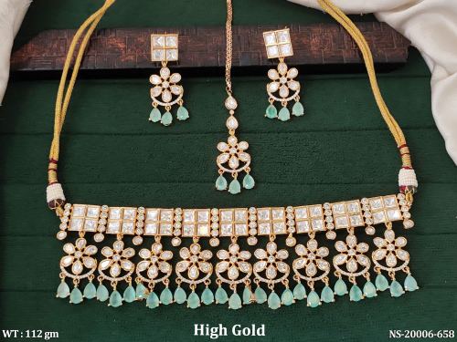 Beaded Necklace Set in Mint Green, photo 2 of 3