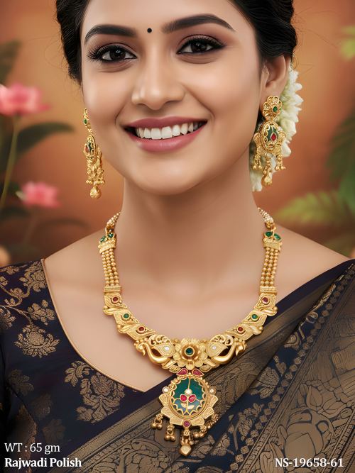 Short Antique Jewellery Set with Stone Work in Rajwadi Finish