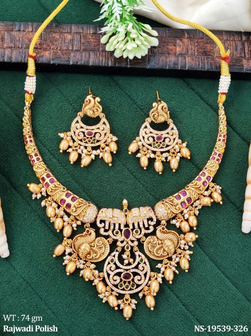 Stone-Studded Lakshmi Necklace Set in Rajwadi Finish in Ruby Green Gold, photo 2 of 4