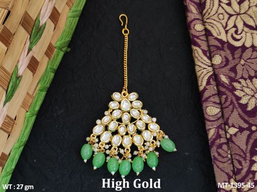 Classic Pearl Kundan Tikka in Mint Green, photo 4 of 5