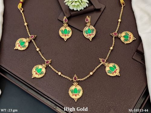 Traditional Lotus Necklace Set with Stone Work in Green, photo 2 of 4