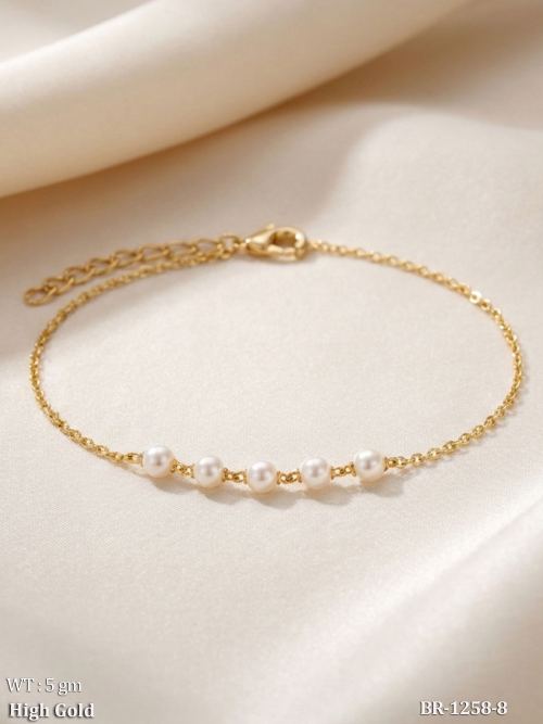 Stylish Pearl Beaded Bracelet Modern Trendy Jewelry Accessory Design