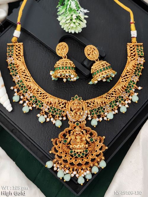Pearl Necklace Set with Lakshmi Design, photo 2 of 3