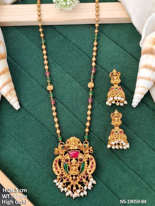 Stone-Studded Jewellery Set with Lakshmi Design, photo 2 of 3