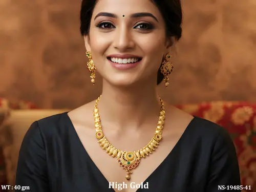 Kemp Stone-Studded Necklace Set