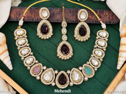 Kundan Necklace Set with Earrings with Stone Work in Mehendi Finish in Multi, photo 2 of 4