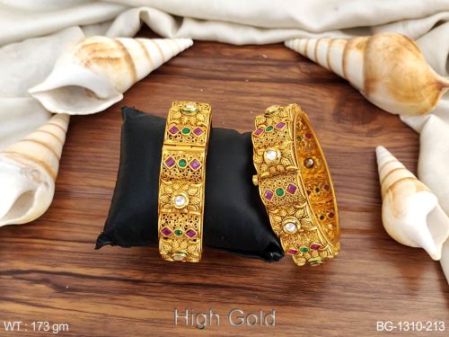 Everyday Antique Bangle Set for Women