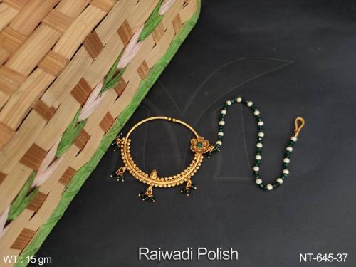 South Indian Nath with Pearls in Green, photo 2 of 4