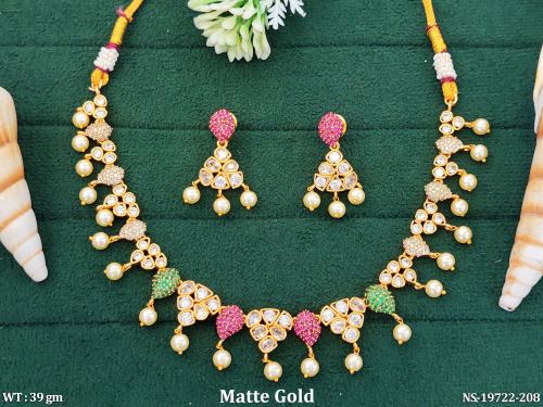 Kemp Necklace Set with Earrings in Matte Finish for Women in Ruby Green White, photo 2 of 4