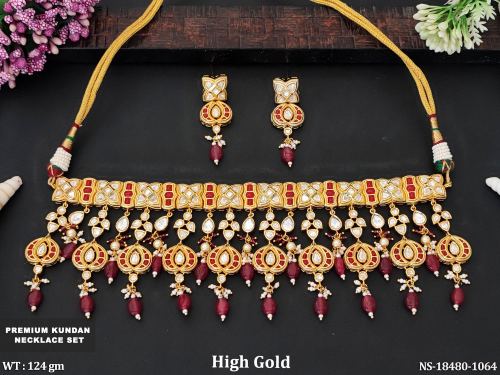 Kundan Pearl Necklace Set in Ruby, photo 3 of 5