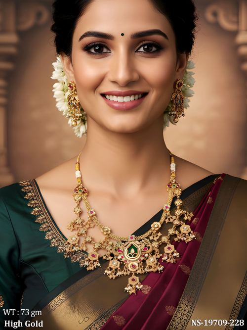 Ethnic Necklace Set with Pearls