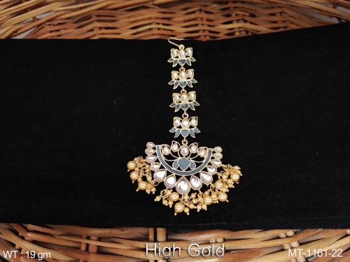Tassel Maang Tikka with Pearls in Grey, photo 3 of 3