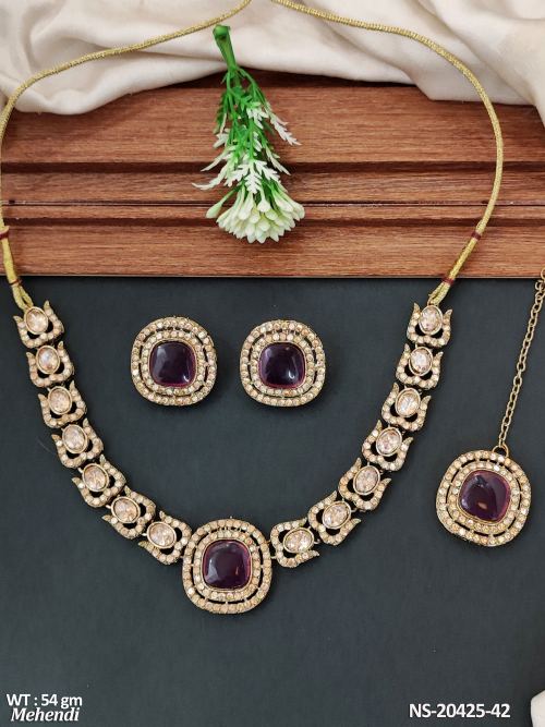 Mehendi Finish Stone-Studded Necklace Set with Earrings in Maroon, photo 2 of 4