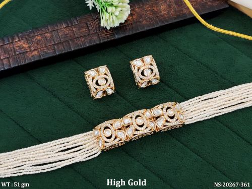 Wedding Wear Kundan Jewellery Set with Pearls, photo 2 of 3