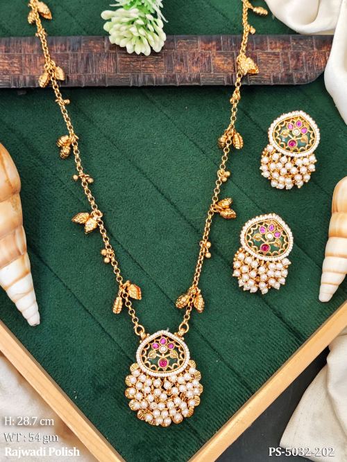 Ethnic Fancy Pendant Set with Chain and Earrings