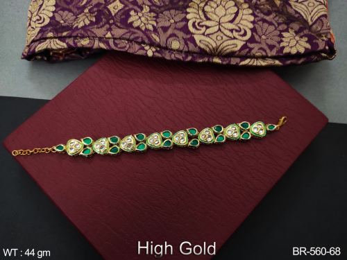 Classic Kundan Bracelet in Green, photo 3 of 13