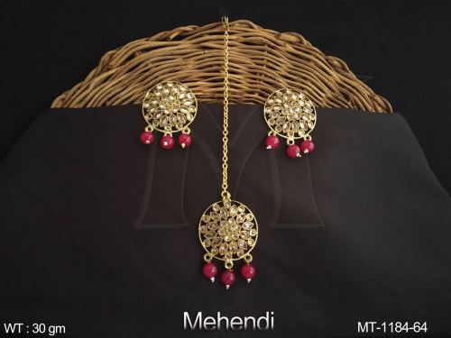 Beautiful Design Mehendi Polish Party wear Antique Maang Tikka with Earring 