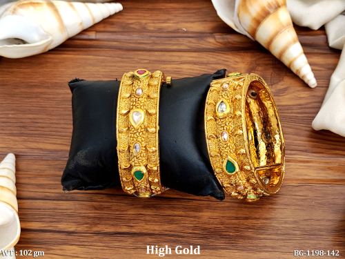 Regal Antique Bangle Set