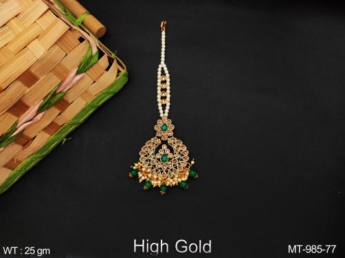 Tassel Pearl Maang Tikka in Green, photo 2 of 2