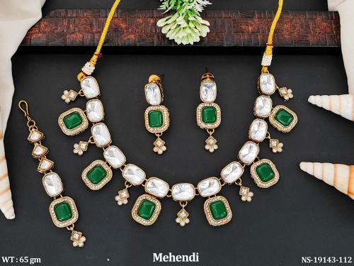 Mehendi Finish Stone-Studded Jewellery Set for Women in Green, photo 3 of 5
