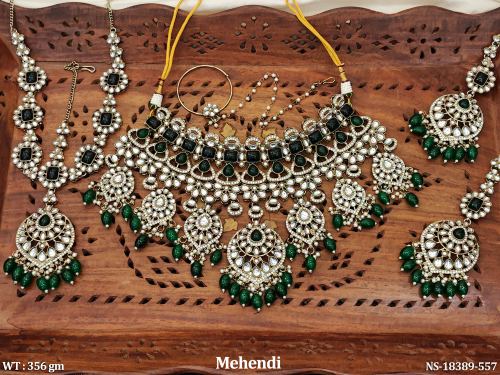 Bridal Kundan Necklace Set with Stone Work in Green, photo 3 of 5
