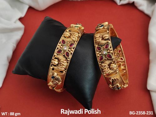 Graceful Antique Bangles in Rajwadi Finish Set of 2