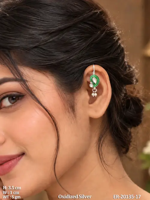 Traditional Paisley Earrings With Kundan Detailing