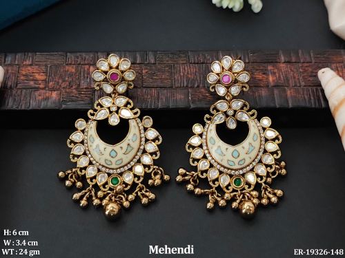 Kundan Earrings in Mehendi Finish for Women in Ruby Green, photo 3 of 4