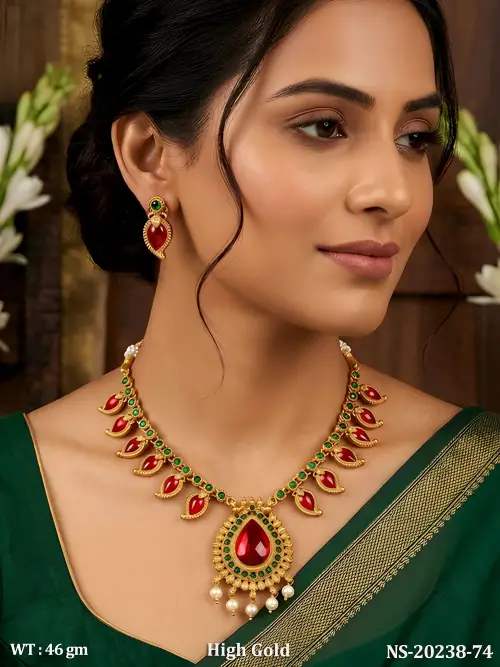 Stone-Studded Paisley Necklace Set with Earrings
