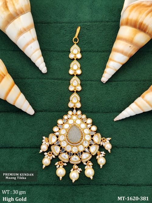 Bridal Kundan Tikka in Gray, photo 4 of 6