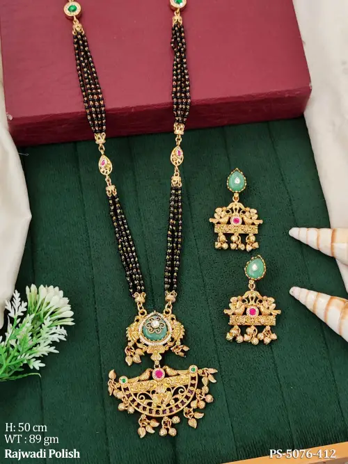Rajwadi Polish Mangalsutra Pendant Set with Traditional Peacock Design Elements