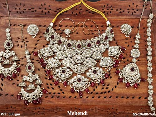 Bridal Mehendi Finish Necklace Set for Women