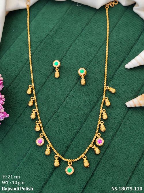 Rajwadi Finish Stone-Studded Jewellery Set