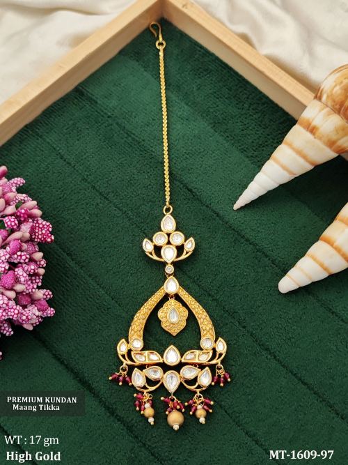 Kundan Maang Tikka with Stone Work in Ruby, photo 3 of 6