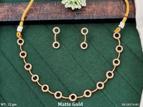 Stone-Studded Jewellery Set in Matte Finish in White, photo 2 of 2