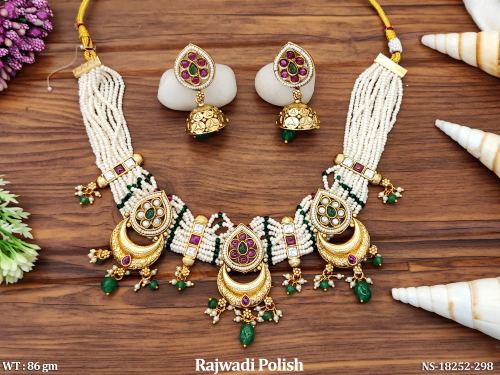 Party Wear Rajwadi Finish Jewellery Set for Women