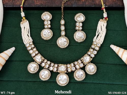 Beaded Necklace Set with Pearls in White, photo 5 of 6