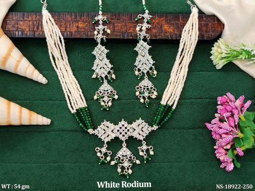 Short AD Necklace Set for Women in Green, photo 2 of 6
