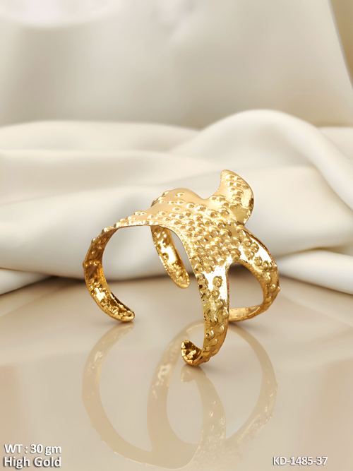Stylish Modern Curve High Gold Kada for Women