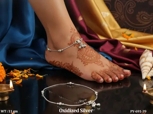 Oxidized Silver Minimal Designer Payal Anklet