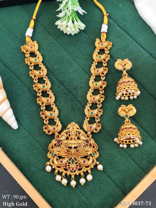 Lakshmi Stone-Studded Necklace Set with Earrings for Women, photo 2 of 3